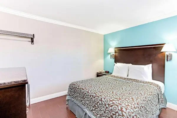 Cabana Inn & Suites Main image